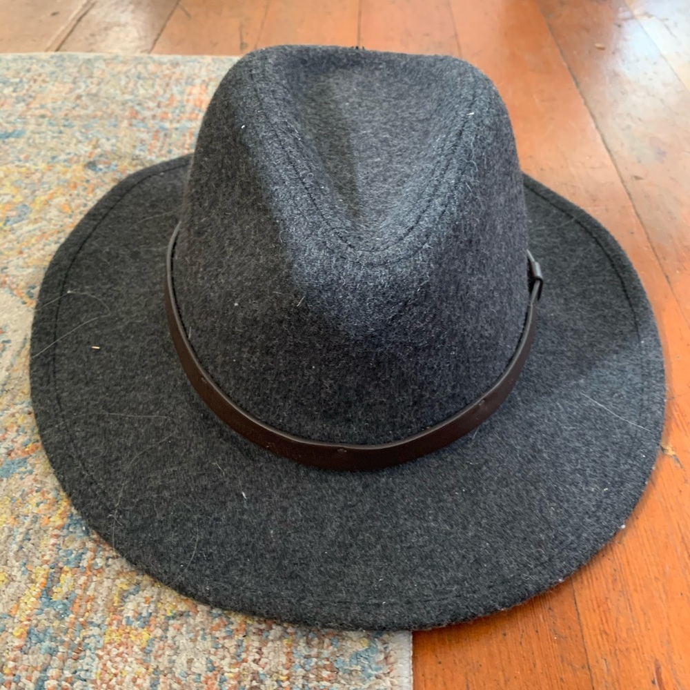 Gapkids never worn grey wool hat